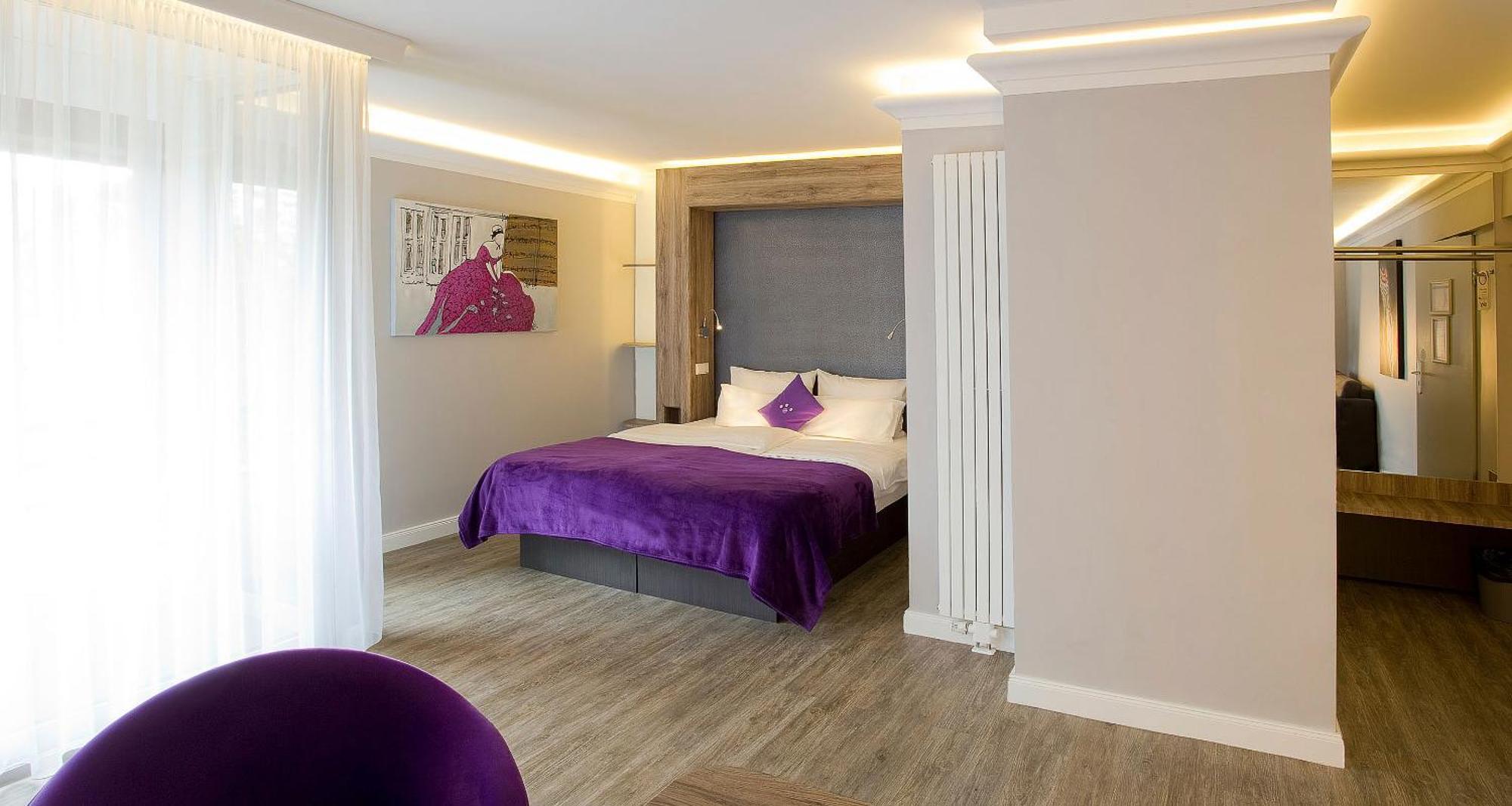 Hotel Plaza Design 4*