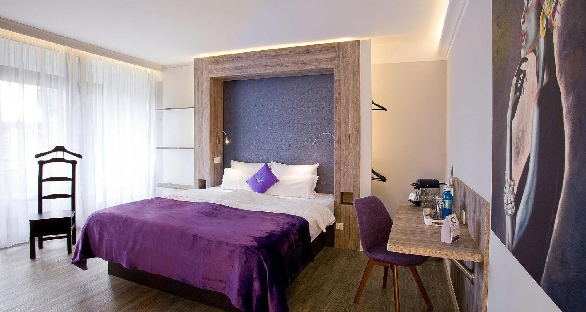 Hotel Plaza Design