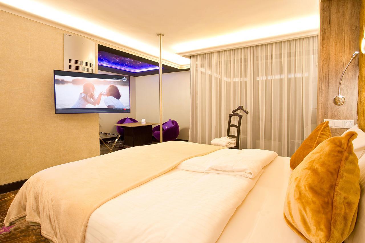 Plaza Design Hotel
