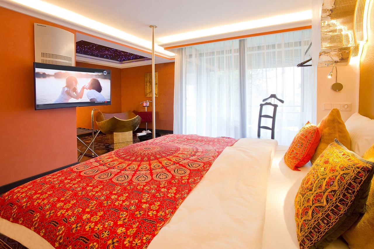 Hotel Plaza Design